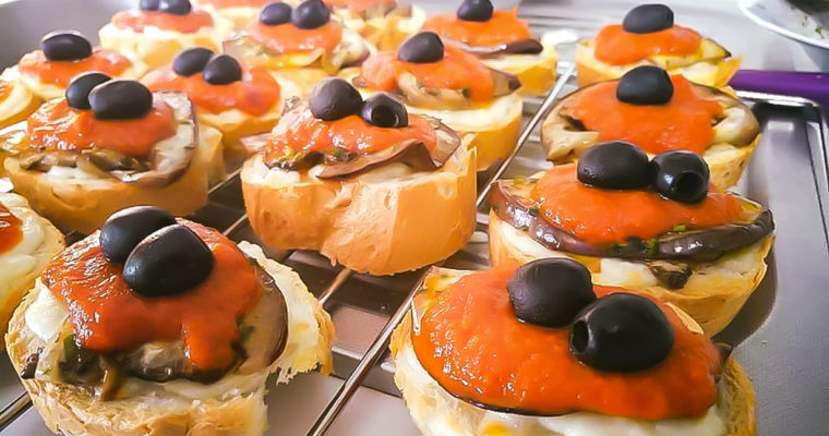 CROSTINI MELANZANE E SALSA PICCANTE