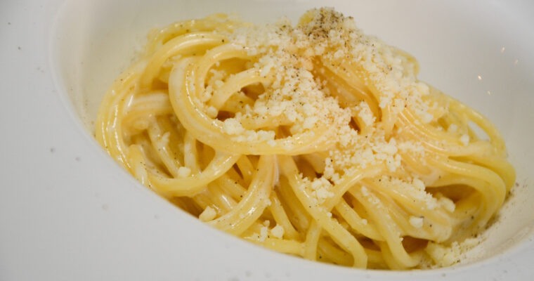 SPAGHETTI CACIO E PEPE